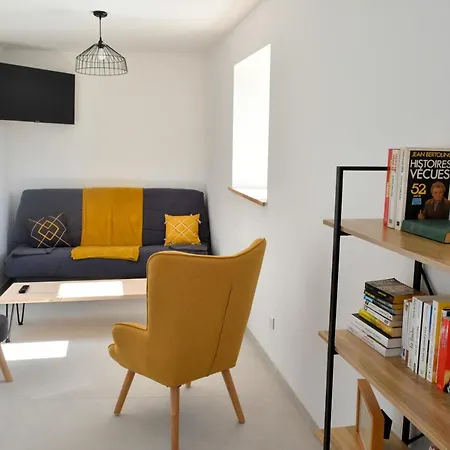 Apartmán Aux Champs Pressinois