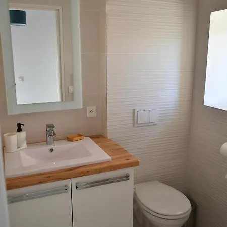 Aux Champs Pressinois