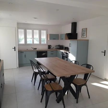 Apartment Aux Champs Pressinois