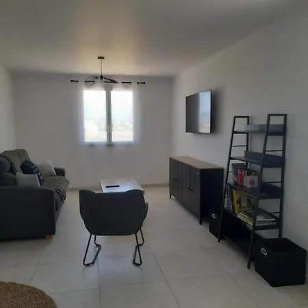 Apartment Aux Champs Pressinois Pressins